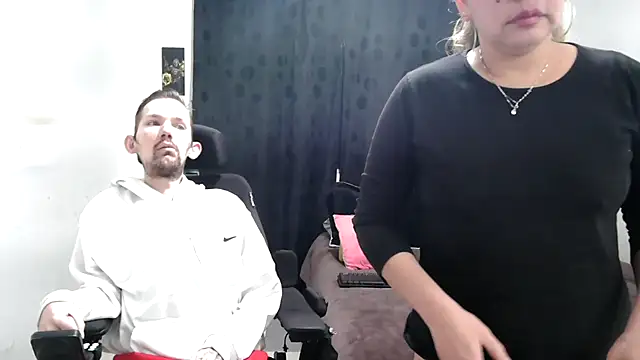 Sophia and Thomas online show from 02/24/25, 10:04