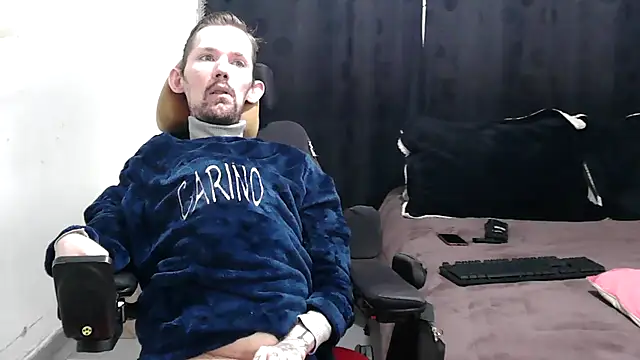 Sophia and Thomas online show from 02/27/25, 12:45