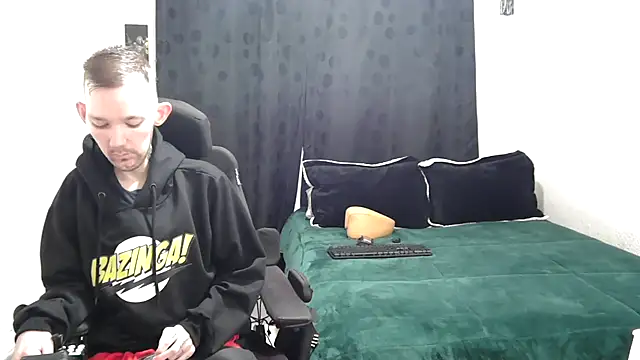 Sophia and Thomas online show from 03/07/25, 09:51