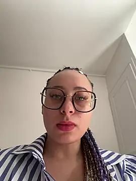queenlo xxx online show from 06/30/26, 04:19