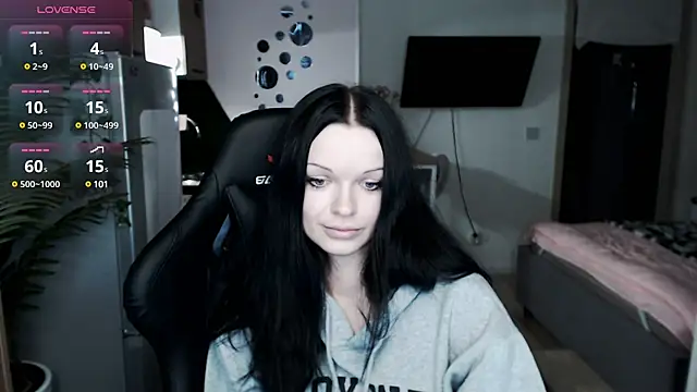 illililliilli online show from 01/18/25, 10:49