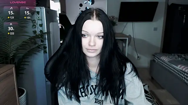 illililliilli online show from 01/25/25, 11:02