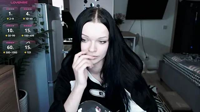 illililliilli online show from 01/26/25, 12:43