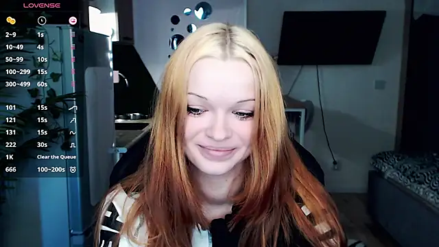 illililliilli online show from 03/22/25, 12:14