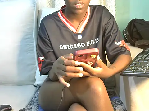 Caryyyl online show from 11/29/25, 02:47