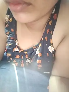 Snapshot of Priya-bhabi012 chatting on 06/06/26, 01:43 Priya-bhabi012 online show from 06/06/26, 01:43