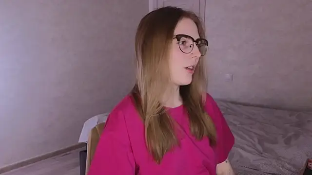 HalieCross online show from 10/20/25, 03:40