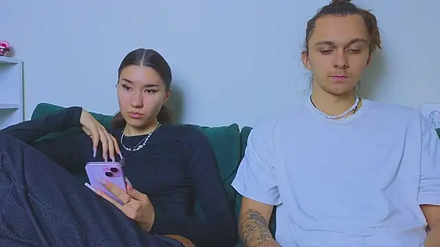 do u know them online show from 04/04/26, 10:02