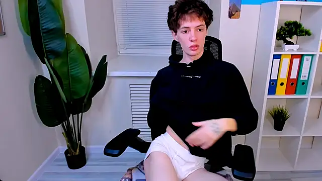 LukeSweet online show from 01/14/26, 10:54