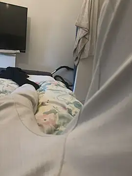 vielcumm online show from 10/26/25, 02:56