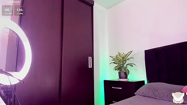 Noah  angel online show from 01/12/25, 06:28