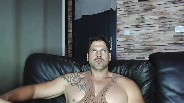 XxBigboybandxX online show from 10/22/25, 05:24