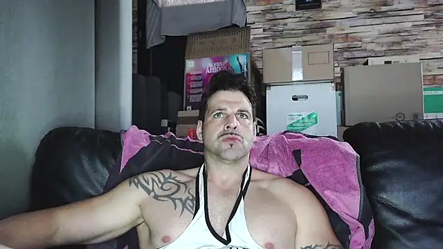 XxBigboybandxX online show from 03/08/26, 02:10