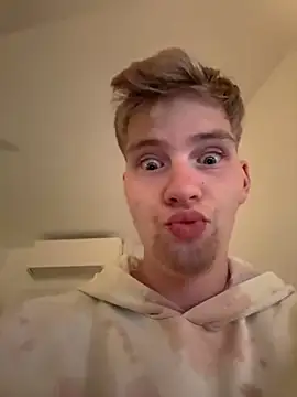 CDLukeLucy420 online show from 10/02/25, 07:10