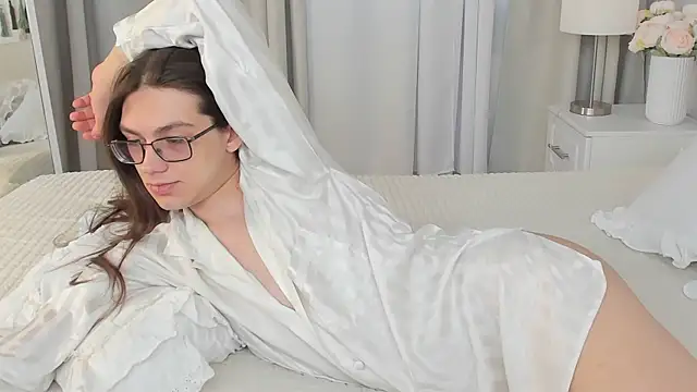 Alfreda Mills online show from 04/03/26, 10:46