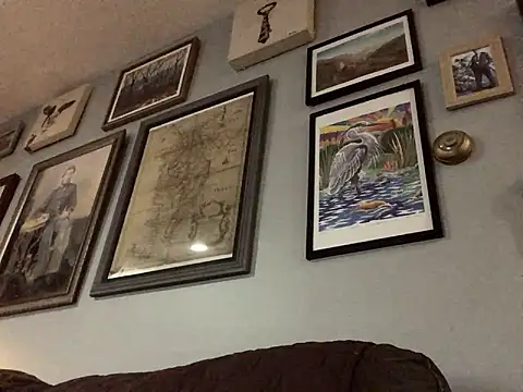 Icebearsticlese online show from 04/18/26, 12:47