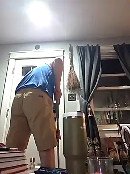 Icebearsticlese online show from 04/24/26, 03:09