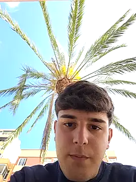 Snapshot of Pablogn24 chatting on 02/19/25, 11:28 Pablogn24 online show from 02/19/25, 11:28