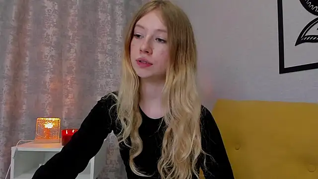 minidivaa  online show from 02/21/25, 07:43