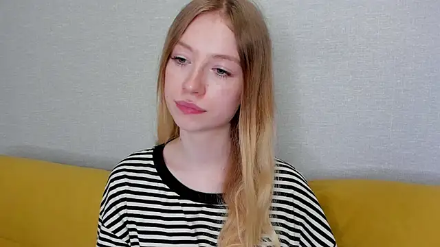 minidivaa  online show from 02/26/25, 07:16