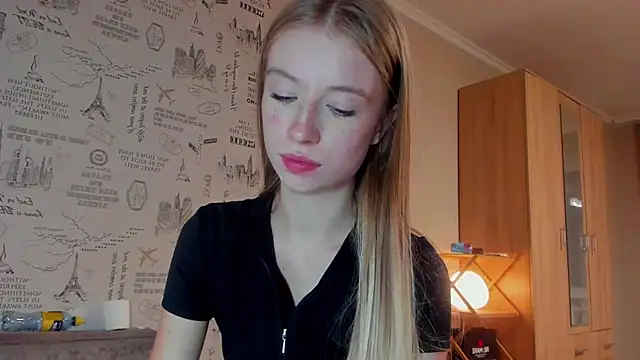 minidivaa  online show from 09/12/25, 08:42