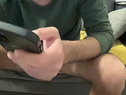 4small4inchlol online show from 04/09/26, 06:13