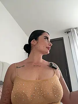 Snapshot of Libia_James chatting on 06/22/26, 10:07 Libia James online show from 06/22/26, 10:07