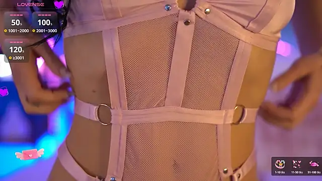 RaisaVawn online show from 04/18/26, 06:06