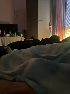 zolihorvat11 online show from 02/23/26, 10:12