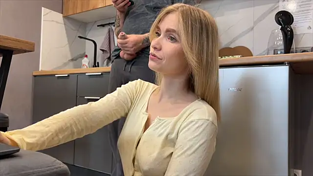 Adelovenick online show from 04/16/26, 03:40