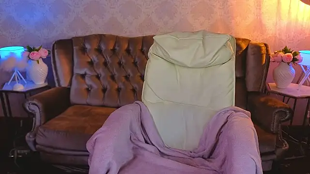 Daisy Delight online show from 03/06/26, 02:35