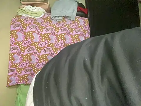 Snapshot of GaaTto chatting on 03/15/25, 02:14 GaaTto online show from 03/15/25, 02:14