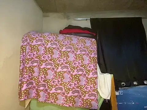 Snapshot of GaaTto chatting on 03/18/25, 03:31 GaaTto online show from 03/18/25, 03:31