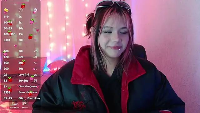 Snapshot of mixie_cute chatting on 01/07/25, 09:46 mixie cute online show from 01/07/25, 09:46