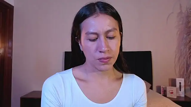 EmiGomez  online show from 03/26/26, 10:10