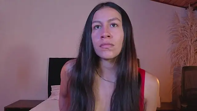 EmiGomez  online show from 04/19/26, 11:51