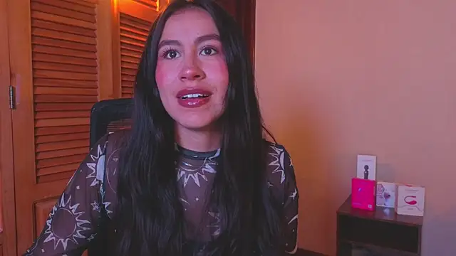 EmiGomez  online show from 07/22/26, 11:18