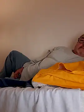 bluangelo online show from 11/13/25, 09:47