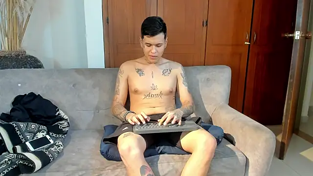 jamesinked  online show from 10/13/25, 07:36