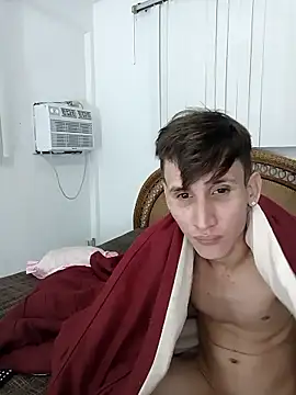 Milfvalesk online show from 01/10/26, 10:06