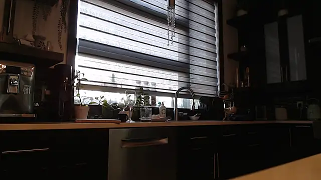 Snapshot of Toy-Daddy chatting on 10/09/25, 11:19 Toy-Daddy online show from 10/09/25, 11:19