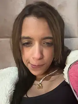 Melody Ds online show from 12/17/24, 04:01