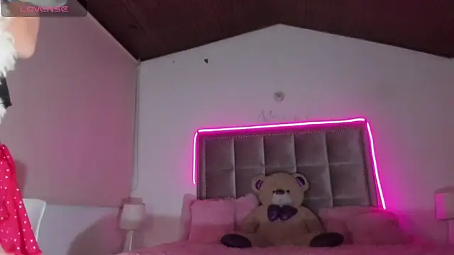 Melody Ds online show from 01/04/25, 02:46