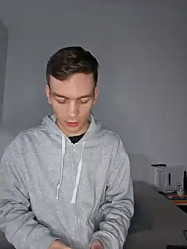 Snapshot of nickdtr chatting on 12/08/24, 12:52 nickdtr online show from 12/08/24, 12:52