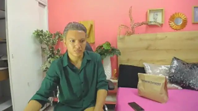 aslyhernandez 7 online show from 03/30/26, 10:27