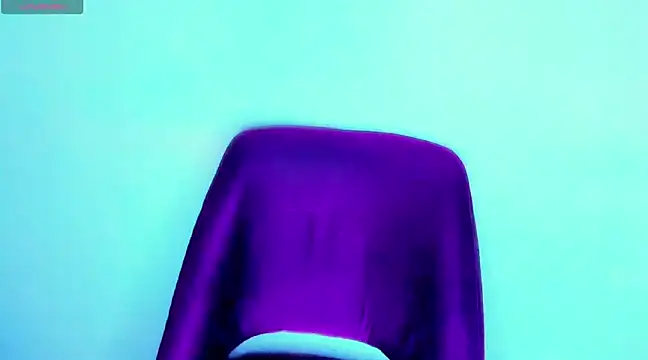 Snapshot of saskya chatting on 02/17/25, 11:02 saskya online show from 02/17/25, 11:02