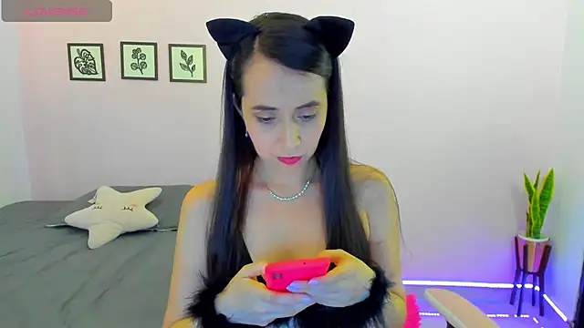 sophie pazz online show from 10/27/25, 10:25