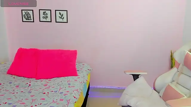 sophie pazz online show from 02/19/26, 02:57