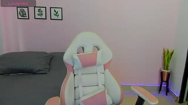 sophie pazz online show from 03/21/26, 04:43