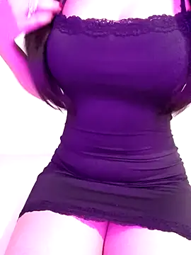 Almas Queen online show from 12/12/24, 07:59